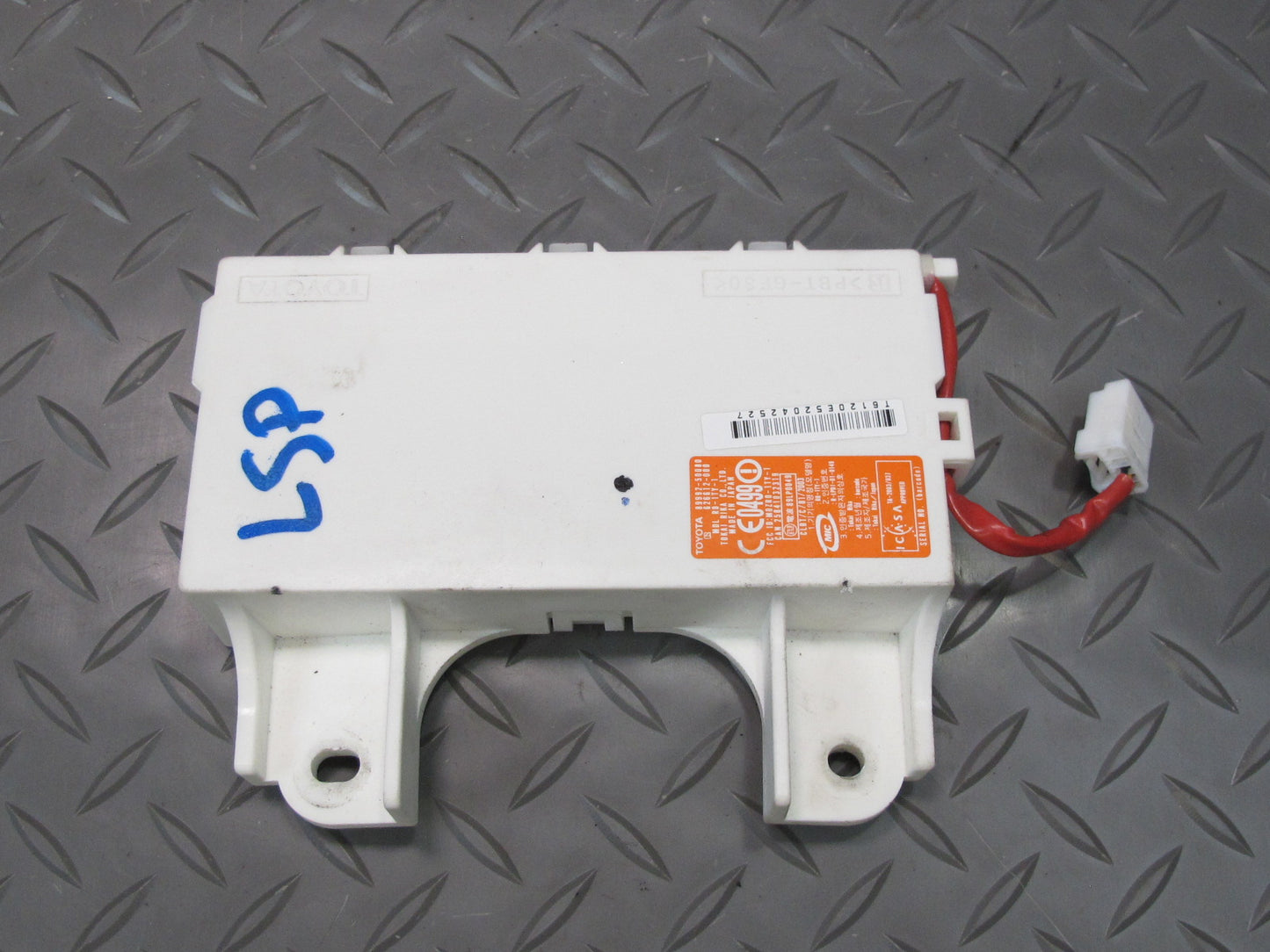 04-06 Lexus UCF30L LS430 Rear Electrical KEY Oscillator 89992-50080 OEM