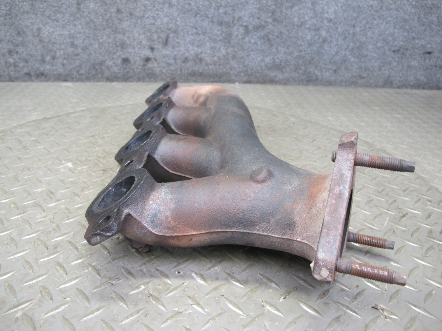 2003-2007 Hummer H2 6.0L V8 Engine Motor Right & Left Side Exhaust Manifold Set