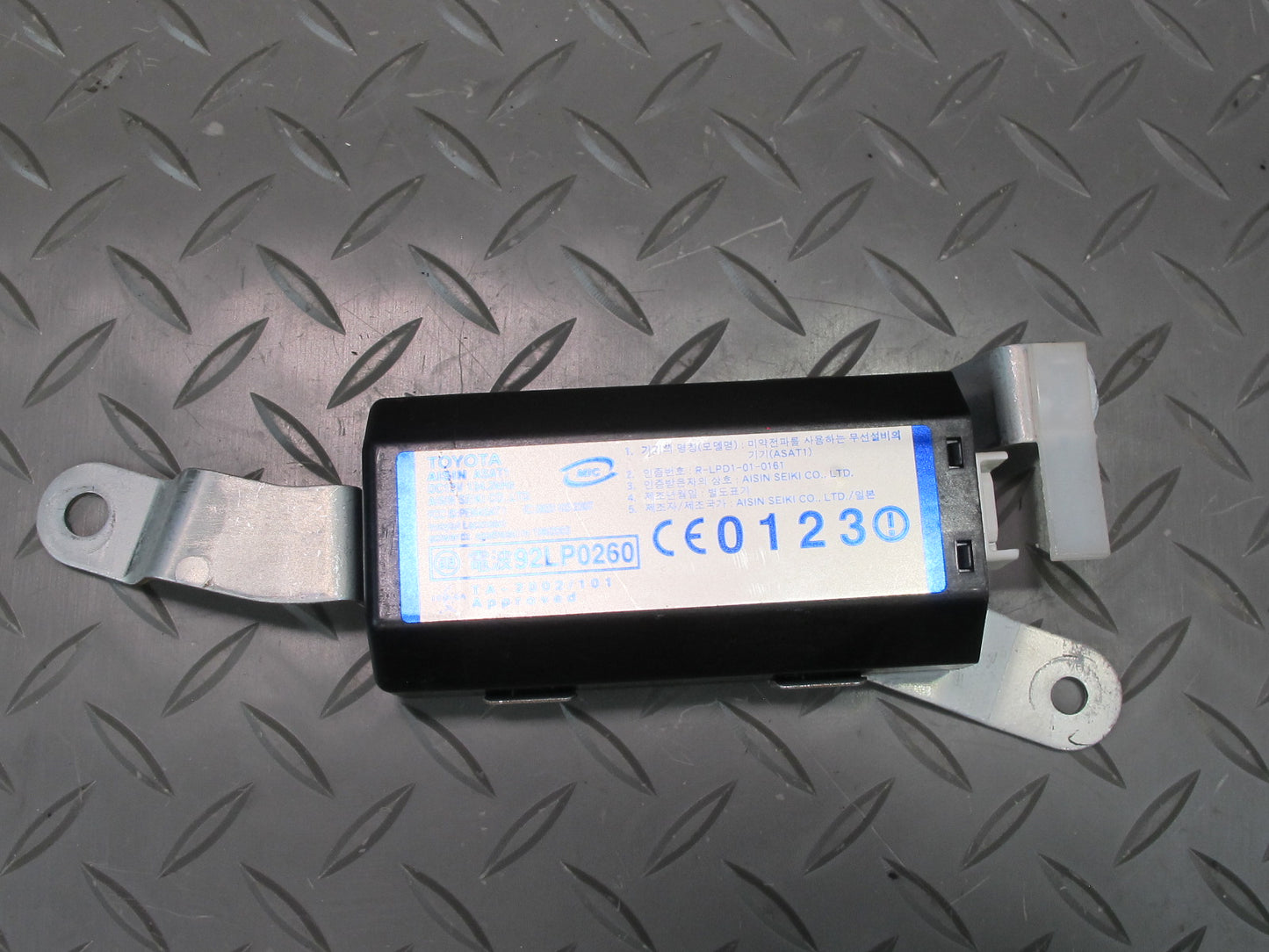 04-06 Lexus UCF30L LS430 Front Left Door Smart KEY Receiver Oscillator OEM