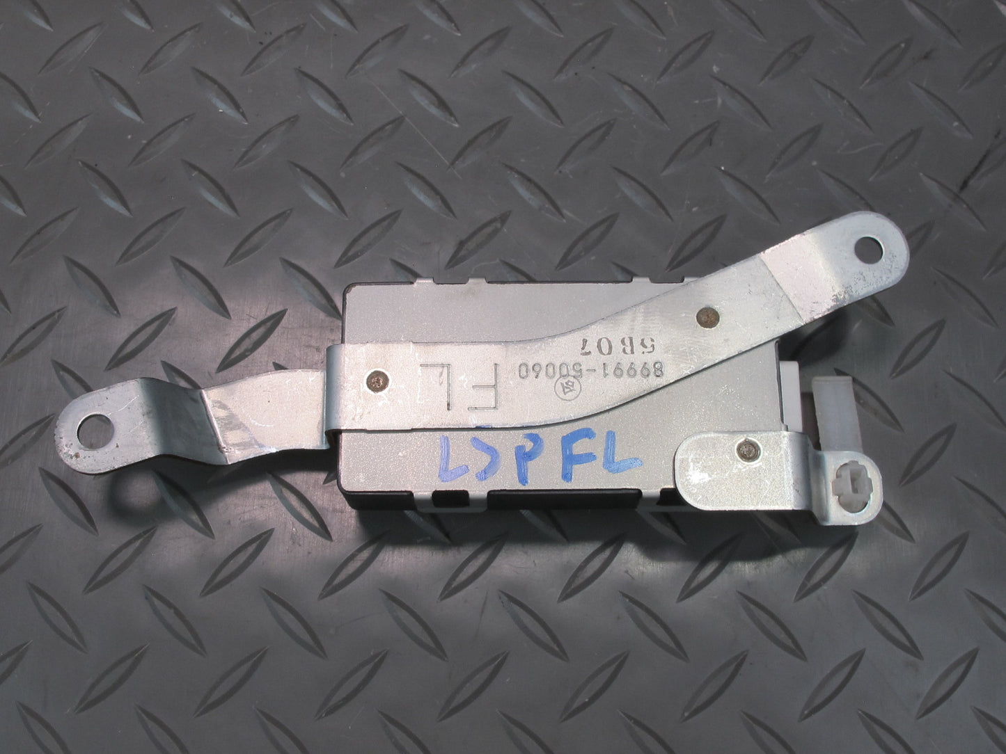 04-06 Lexus UCF30L LS430 Front Left Door Smart KEY Receiver Oscillator OEM