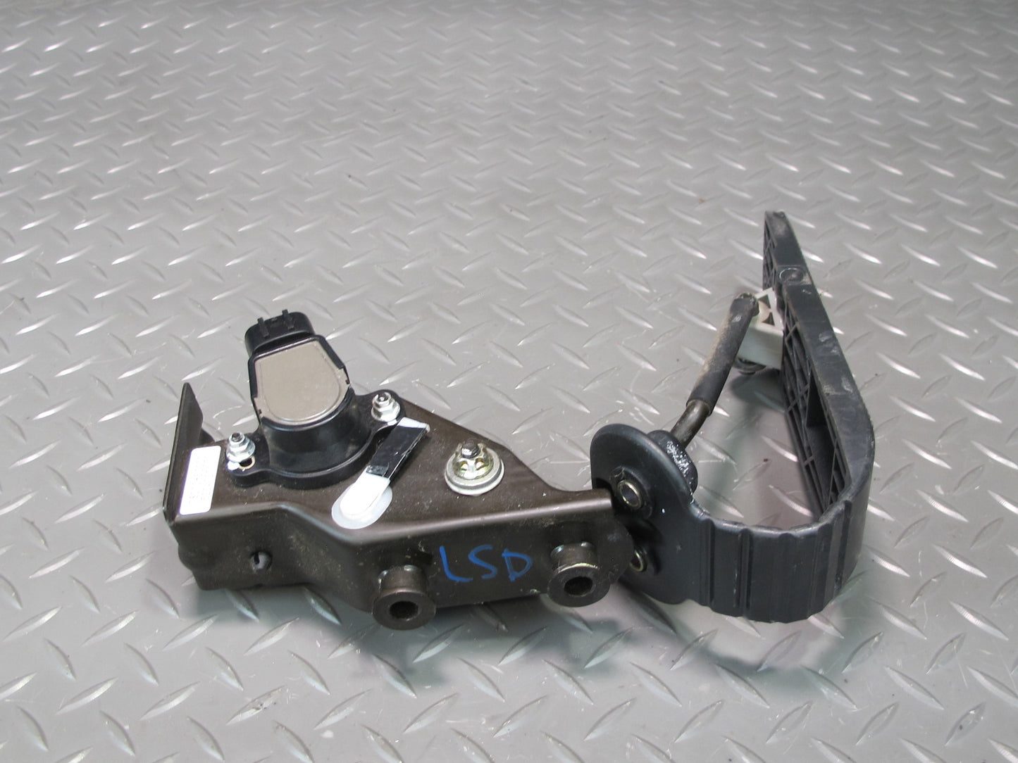 01-06 Lexus LS430 Gas Acceleration Peadl 78010-50020 OEM