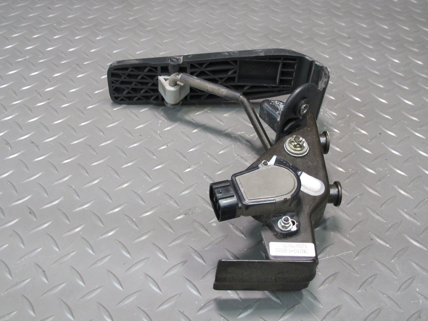 01-06 Lexus LS430 Gas Acceleration Peadl 78010-50020 OEM