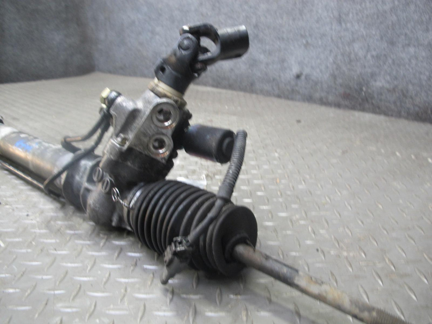 90-93 Nissan Z32 300ZX Turbo Front Power Steering Rack & Pinion OEM