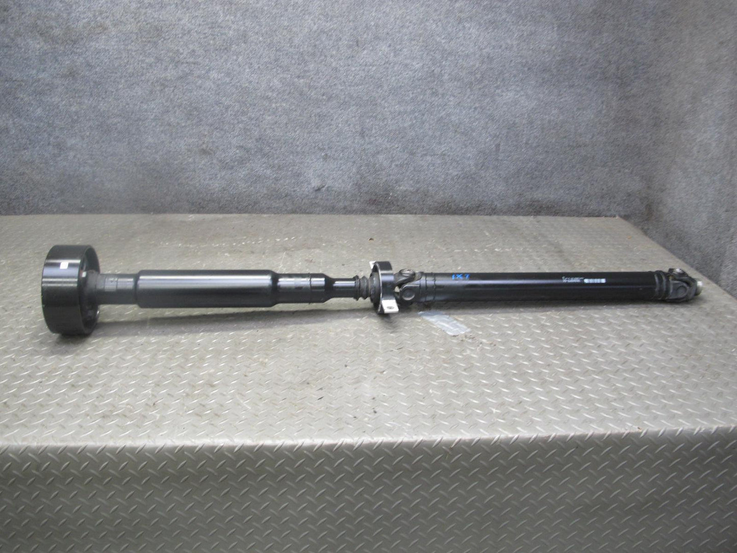 13-17 BMW F25 X3 2.0L 28iX N20 AWD Rear Drive Shaft Driveshaft 7630377 81k OEM