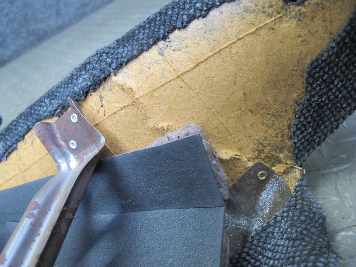 90-91 Nissan Z32 300ZX 2+0 Coupe Rear Center Console Trim Cover Gray OEM