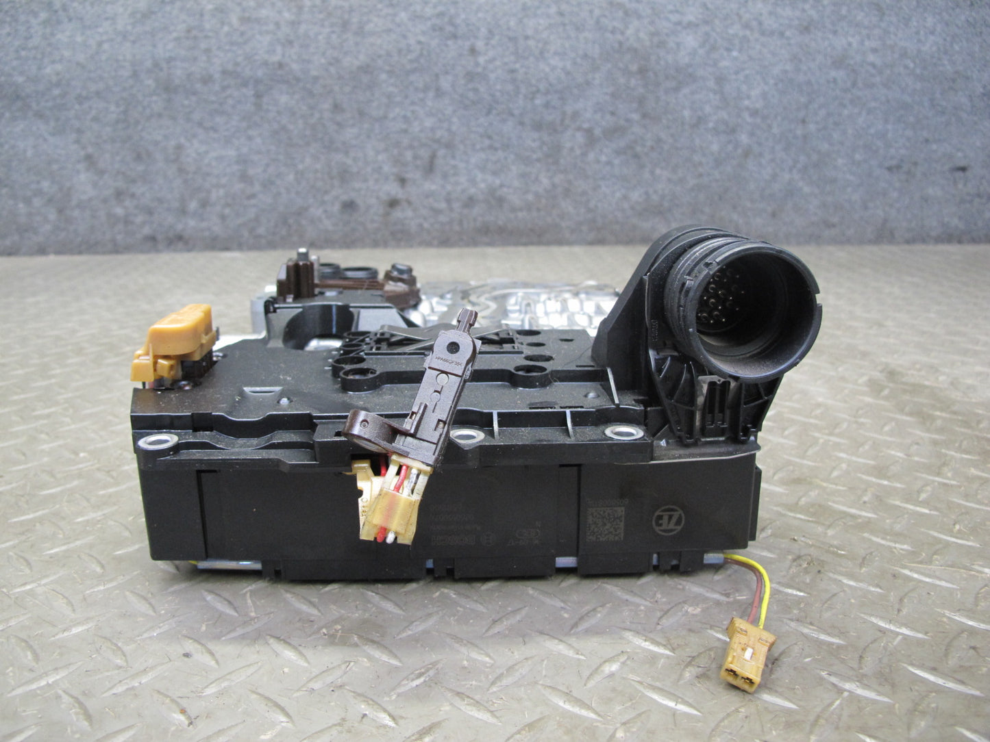 2017-2020 Maserati Levante M161 8HP70 A/T Transmission Valve Body Mechatronic