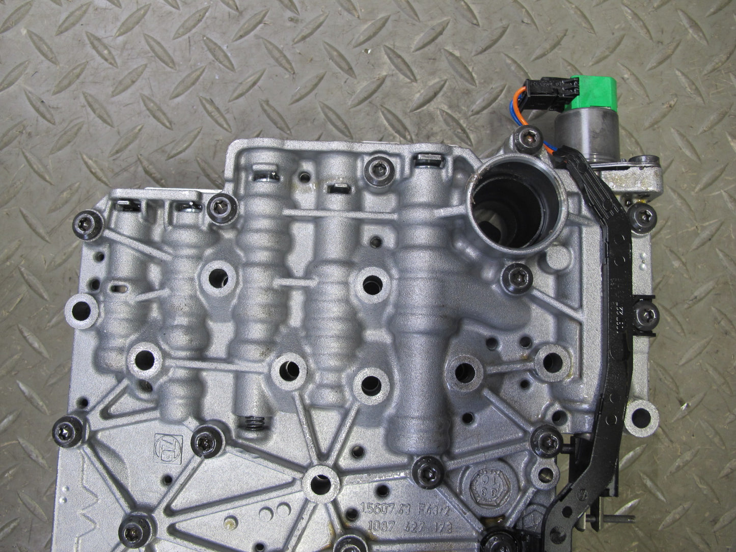 2017-2020 Maserati Levante M161 8HP70 A/T Transmission Valve Body Mechatronic