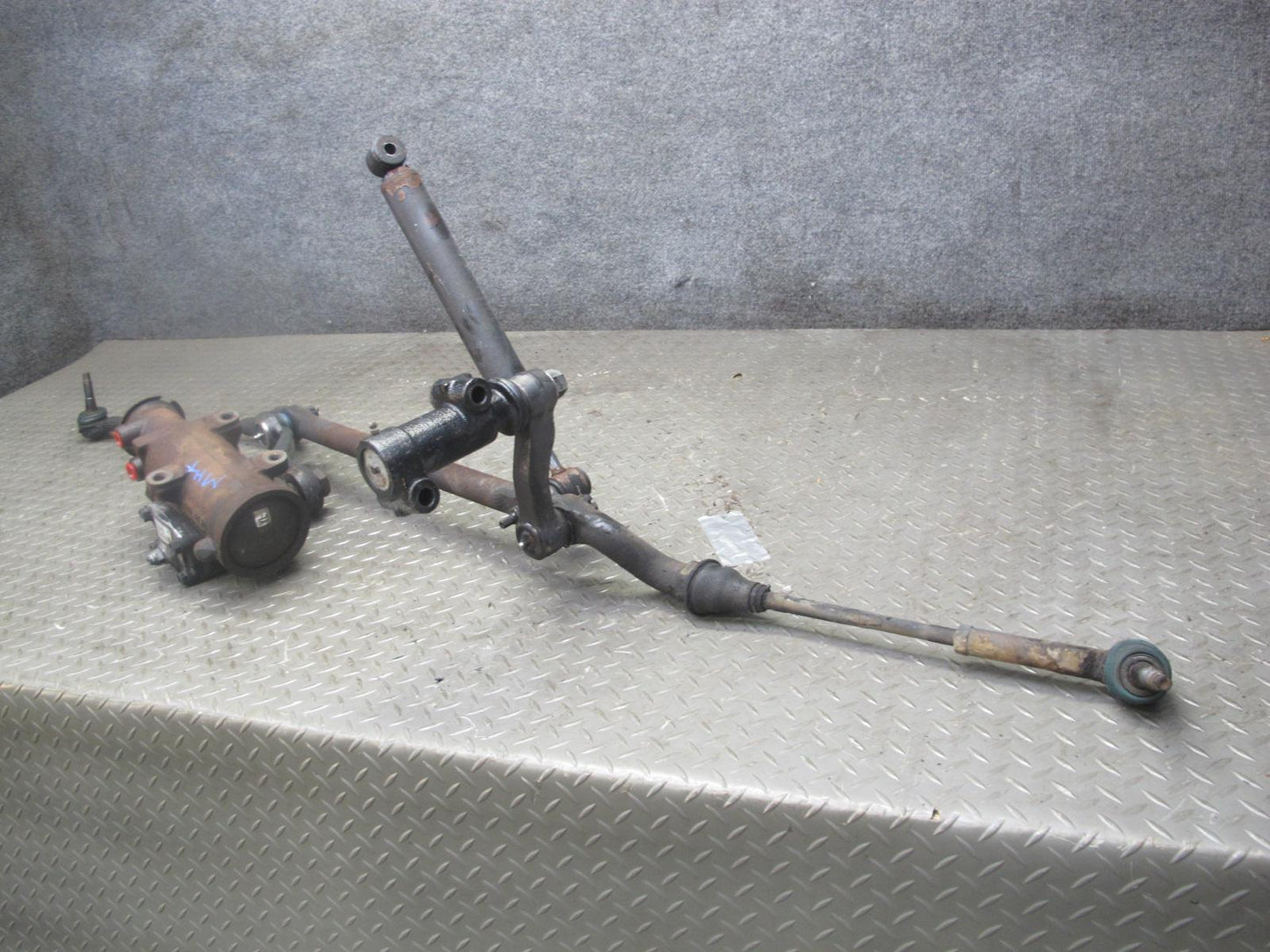 2003-2007 Hummer H2 4WD 6.0L Steering Gear Rack & Pinion Assembly