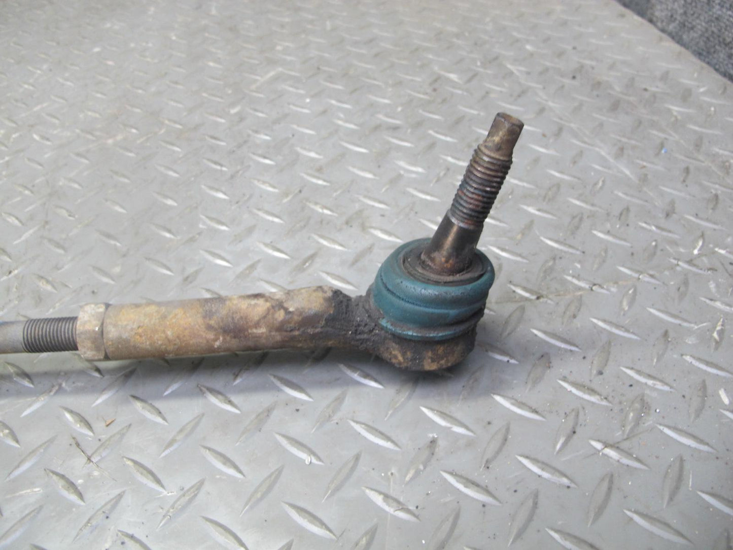 2003-2007 Hummer H2 4WD 6.0L Steering Gear Rack & Pinion Assembly