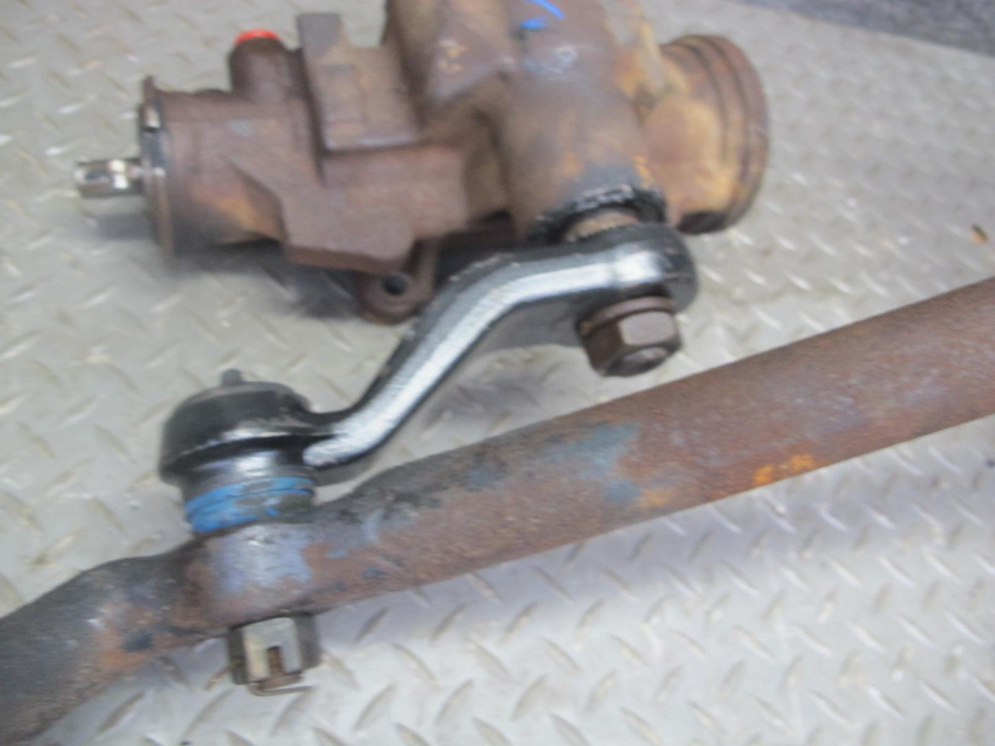 2003-2007 Hummer H2 4WD 6.0L Steering Gear Rack & Pinion Assembly