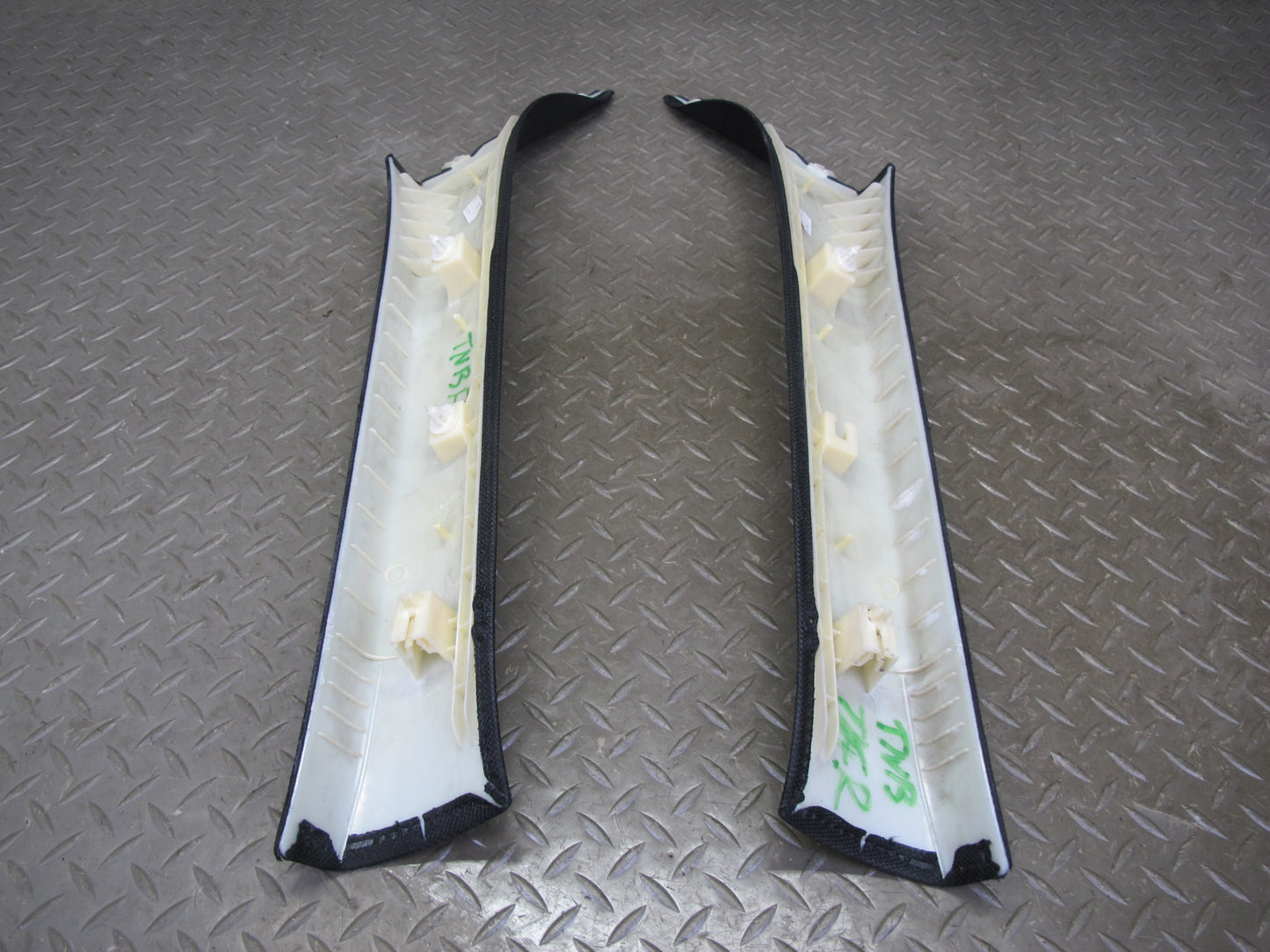 12-18 BMW F30 3-SERIES Set of 2 Front Interior A Pillar Trim Panel Black OEM