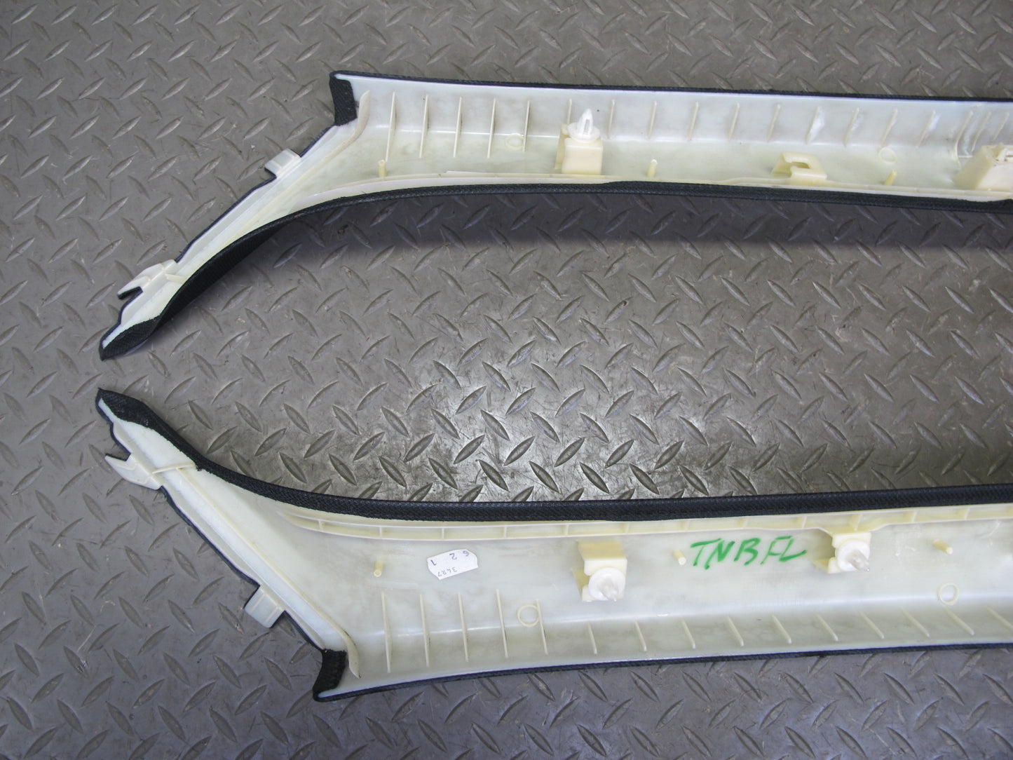 12-18 BMW F30 3-SERIES Set of 2 Front Interior A Pillar Trim Panel Black OEM