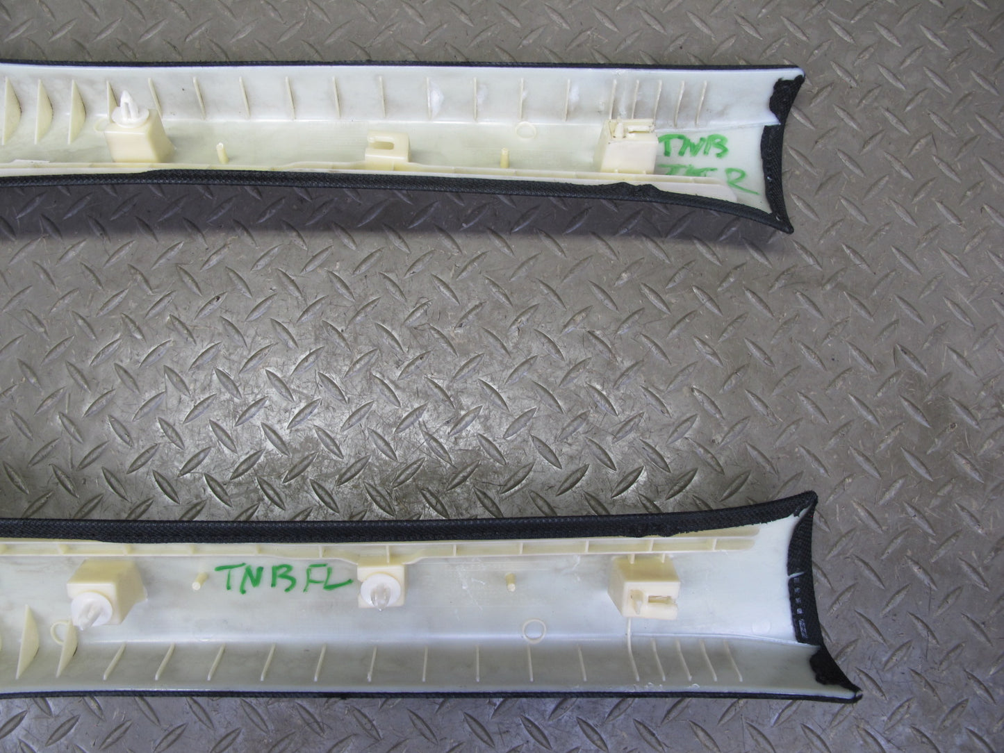 12-18 BMW F30 3-SERIES Set of 2 Front Interior A Pillar Trim Panel Black OEM