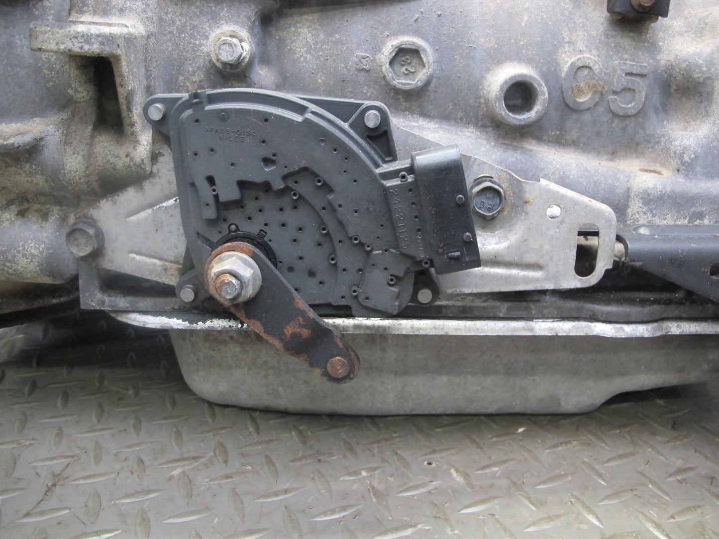 2004 Hummer H2 AWD 4L65E A/T 4-SPEED Automatic Transmission