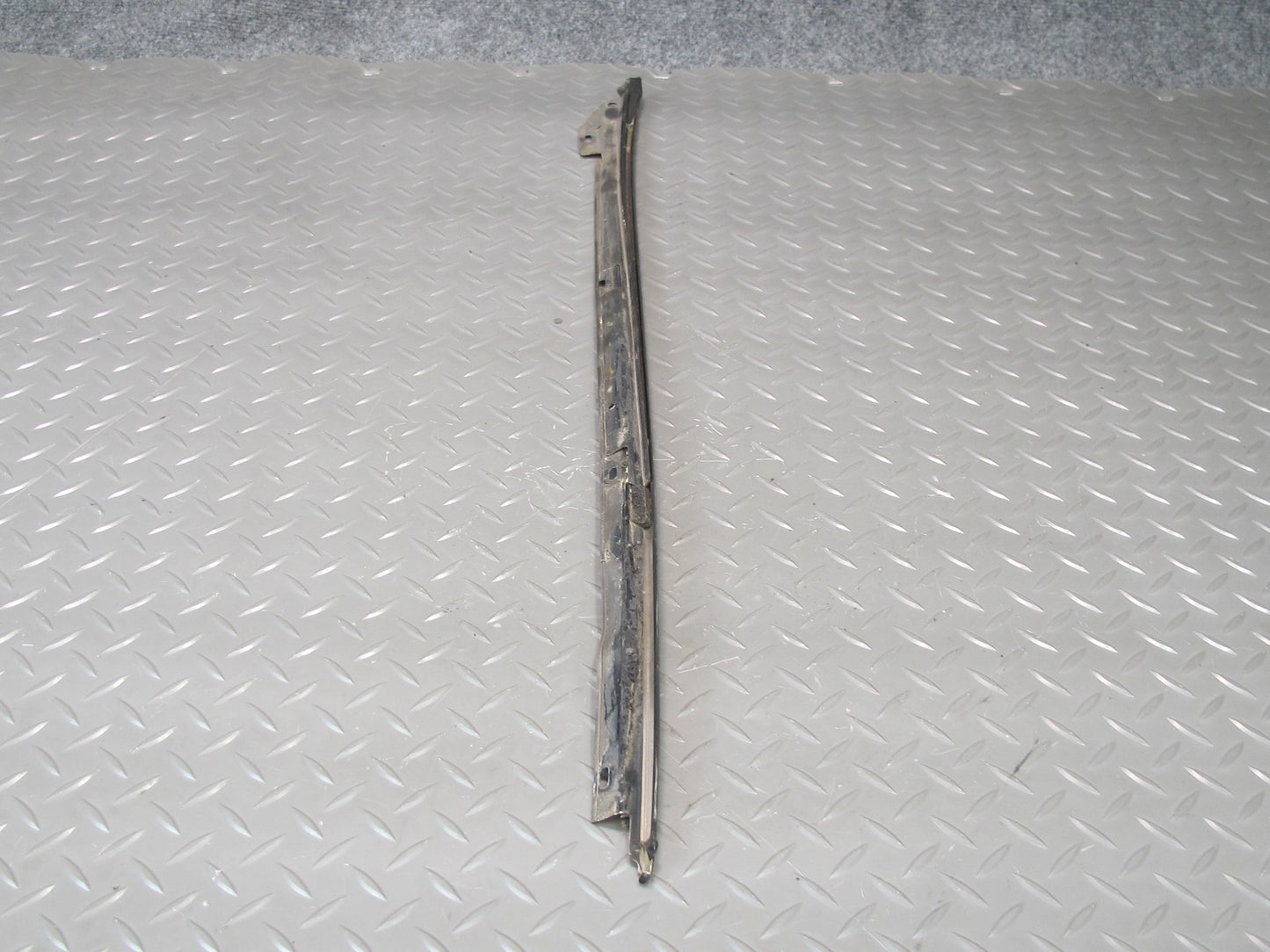 92-00 Lexus UZZ30L SC300 SC400 Set of 2 Front Windshield A Pillar Molding OEM