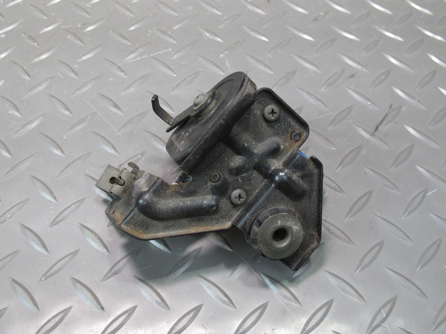 01-06 Lexus UCF30L LS430 Hvac Heater Control Water Valve OEM