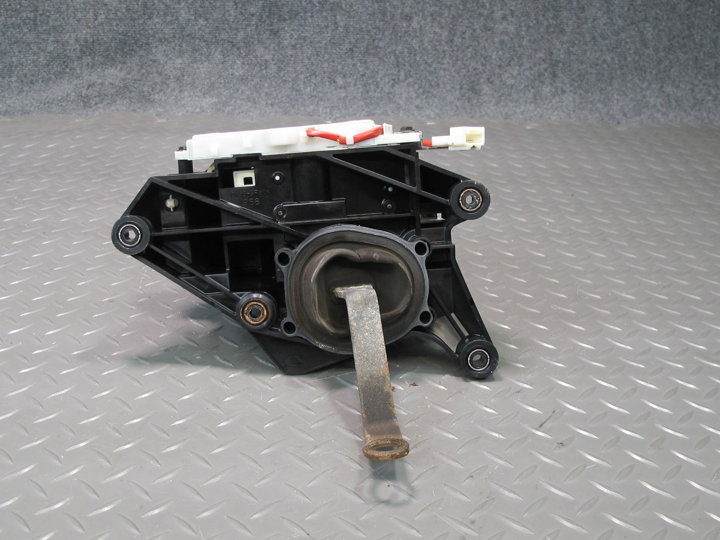 04-06 Lexus UCF30L LS430 A/T Automatic Transmission Shifter Assembly OEM