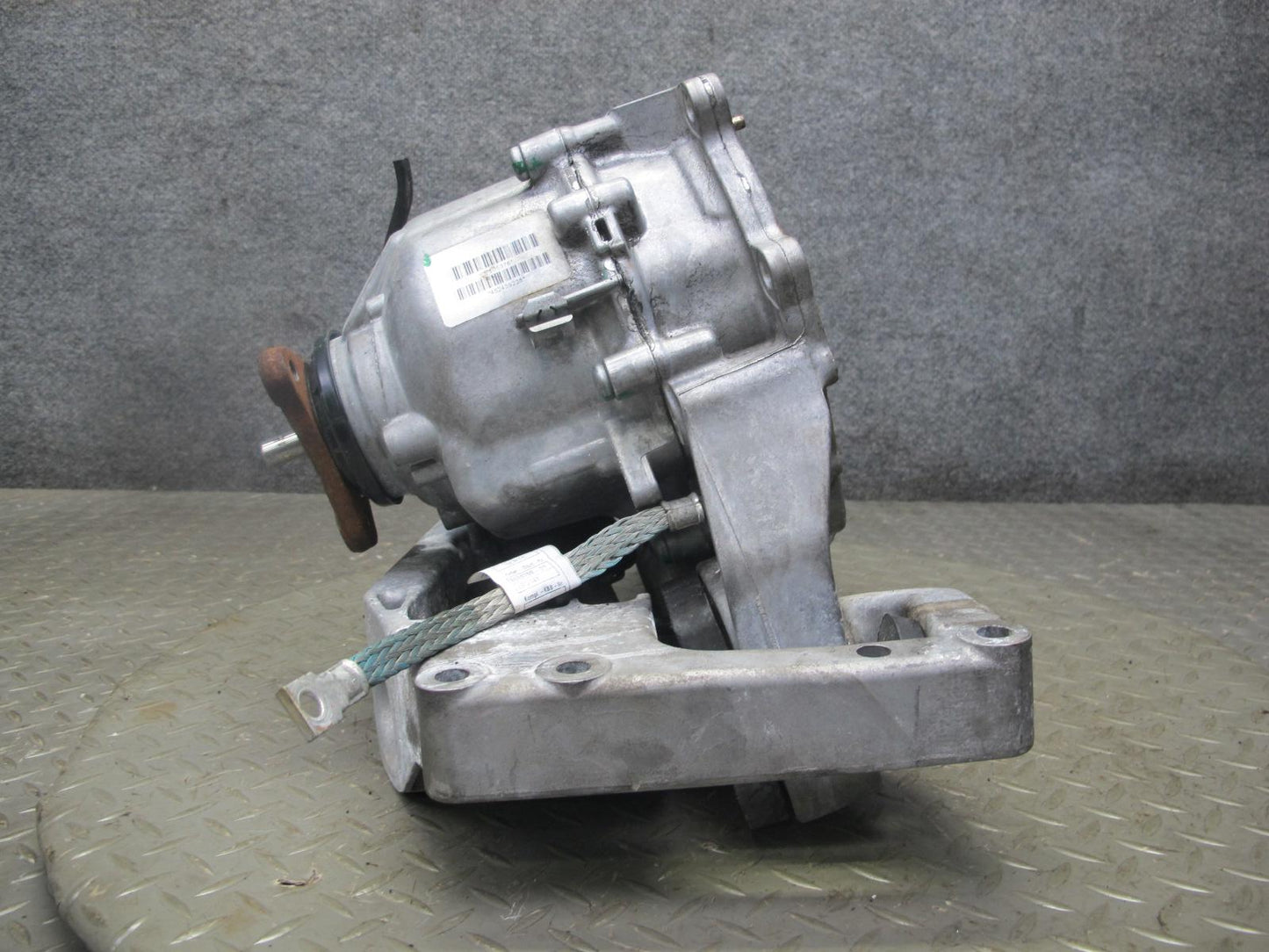 12-15 BMW F25 X3 AWD ATC45L Transfer Case Box w Motor 80k Miles 7505376 OEM