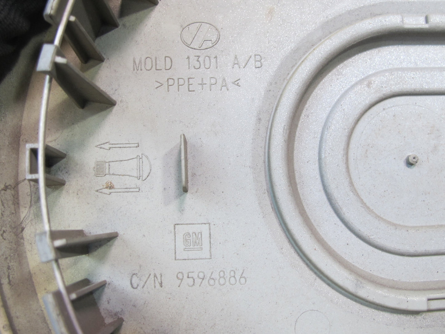 2008-2009 Hummer H2 r17 17" Wheel Hub Center Cap Cover Set of 3