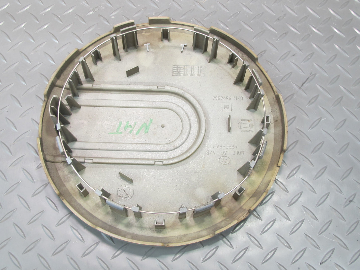 2008-2009 Hummer H2 r17 17" Wheel Hub Center Cap Cover Set of 3