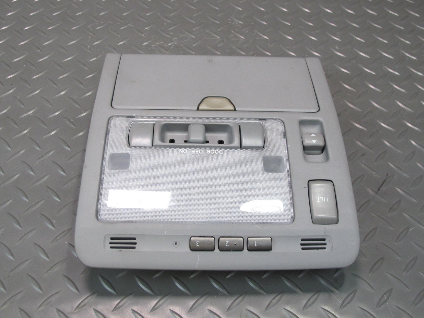 04-06 Lexus UCF30L LS430 Front Overhead Console Dome Reading Light w Sunroof OEM