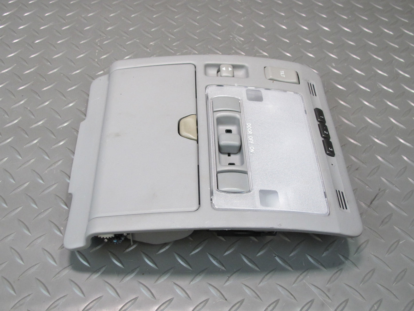 04-06 Lexus UCF30L LS430 Front Overhead Console Dome Reading Light w Sunroof OEM