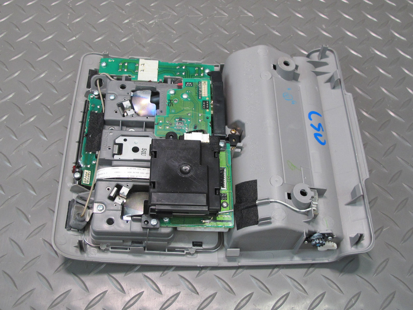 04-06 Lexus UCF30L LS430 Front Overhead Console Dome Reading Light w Sunroof OEM