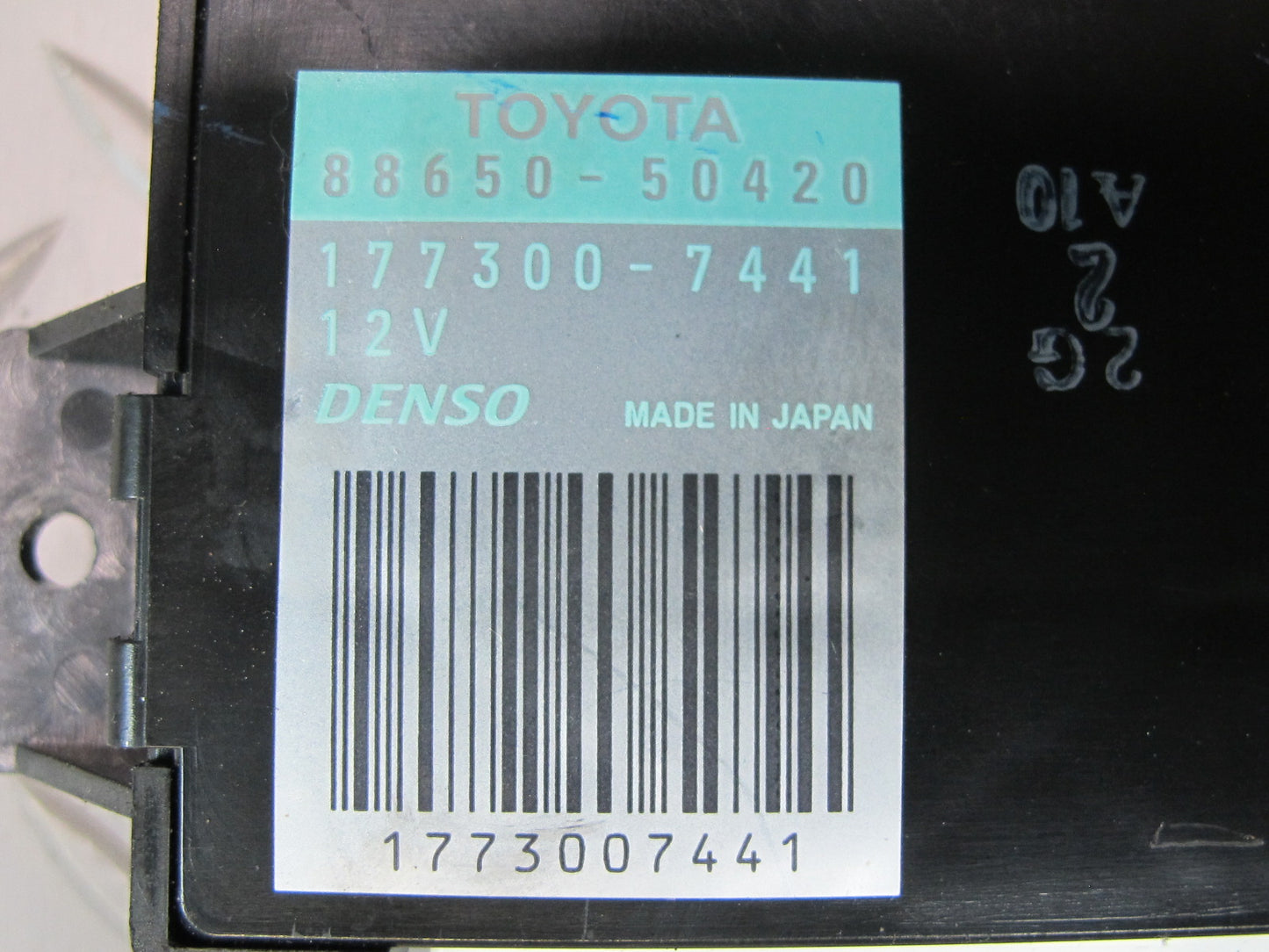 04-06 Lexus UCF30L LS430 A/C Climate Control Amplifier Module 88650-50420 OEM