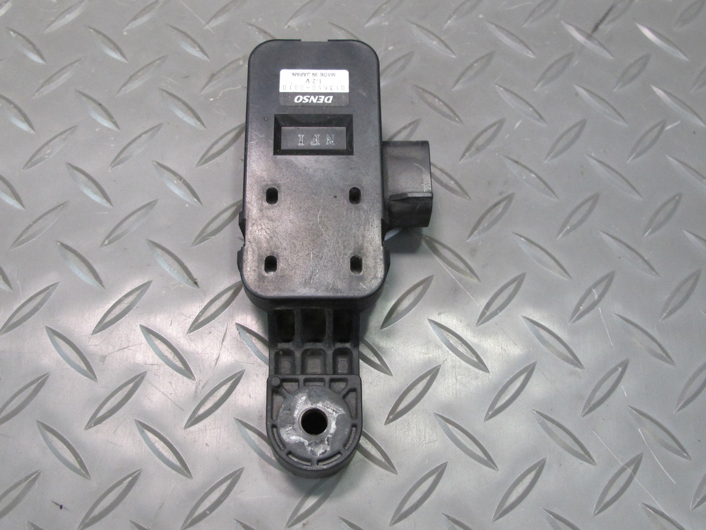 04-06 Lexus LS430 Smog Emission Control Sensor 013650-0010 OEM