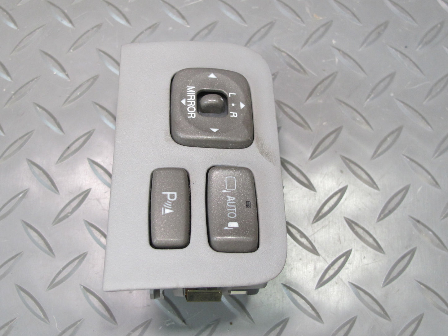 01-06 Lexus UCF30L LS430 Side View Mirror w Auto Fold & PDC Switch OEM