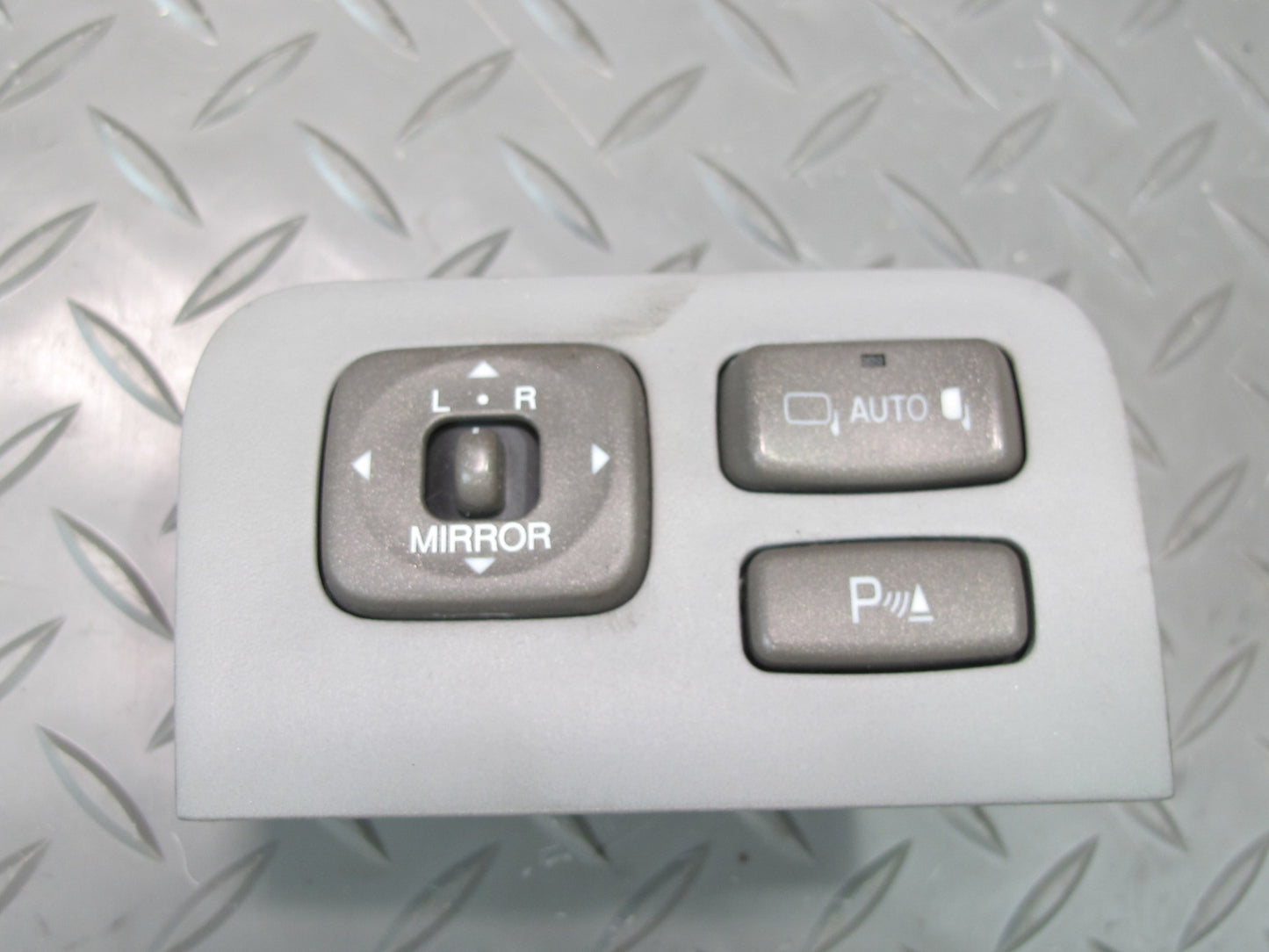 01-06 Lexus UCF30L LS430 Side View Mirror w Auto Fold & PDC Switch OEM