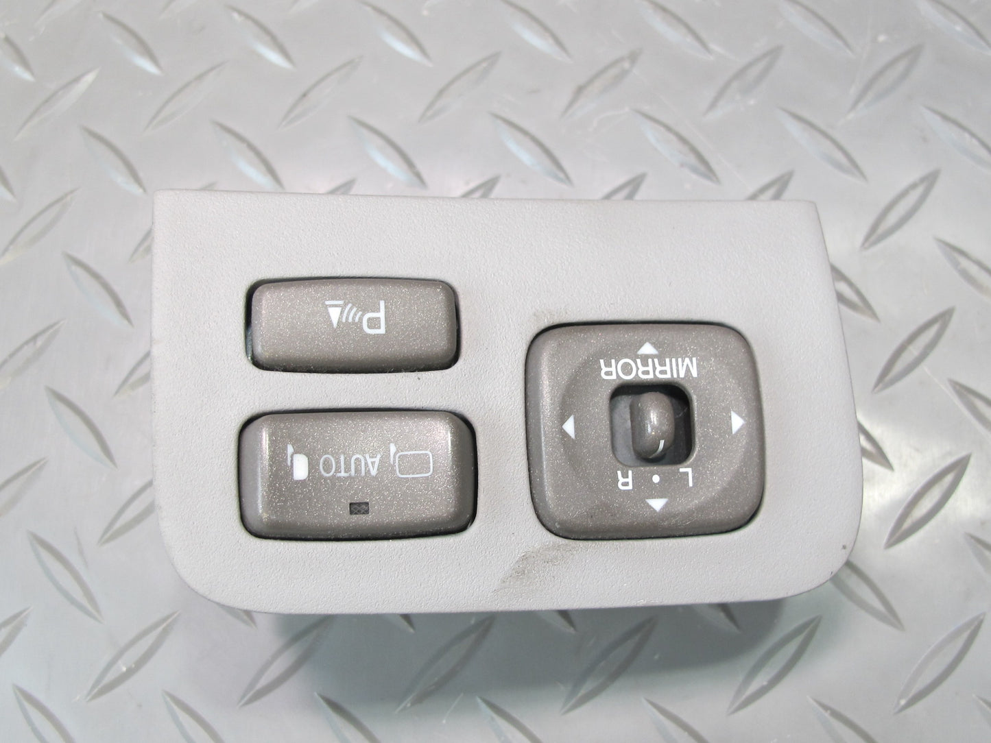 01-06 Lexus UCF30L LS430 Side View Mirror w Auto Fold & PDC Switch OEM