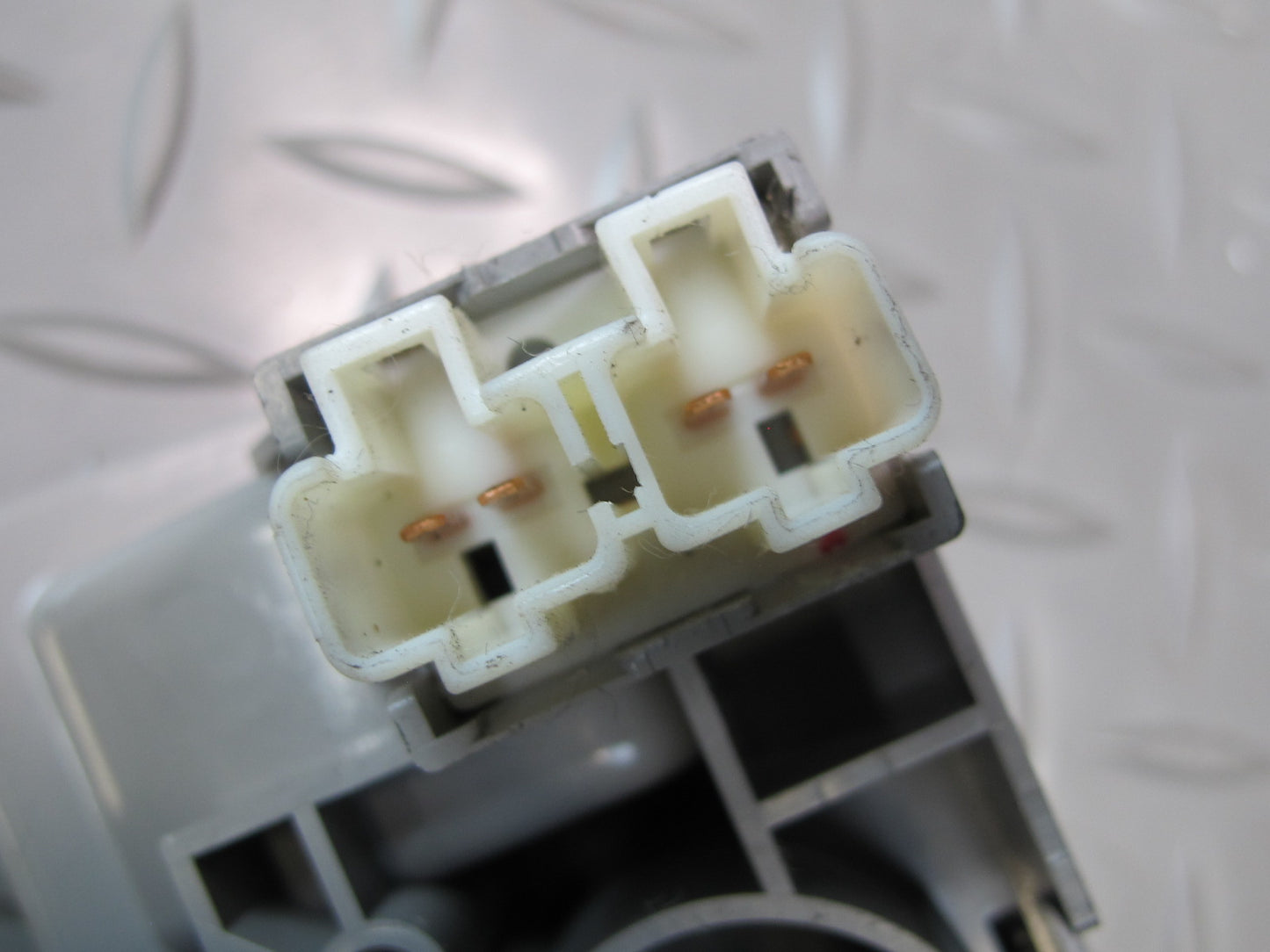 01-06 Lexus UCF30L LS430 Fuel Door Trunk Lid Release Switch Panel OEM