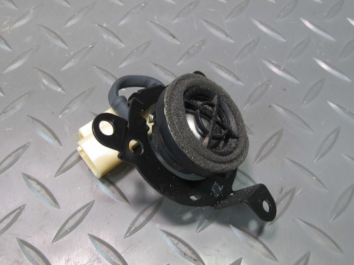 04-06 Lexus UCF30L LS430 Set of 2 Rear Left & Right Door Tweeter Speaker OEM