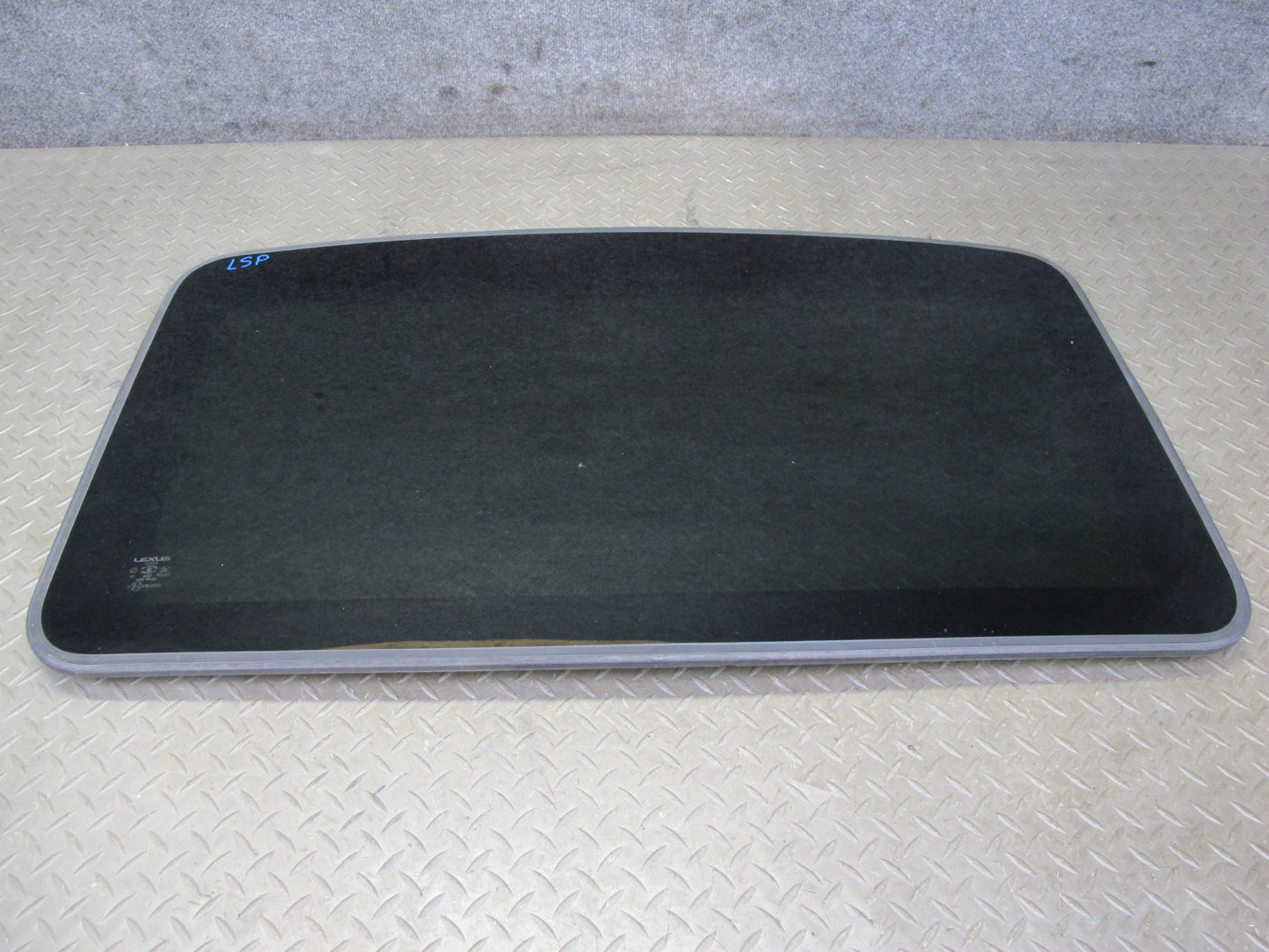 01-06 Lexus UCF30L LS430 Sunroof Moonroof Glass Window Panel OEM
