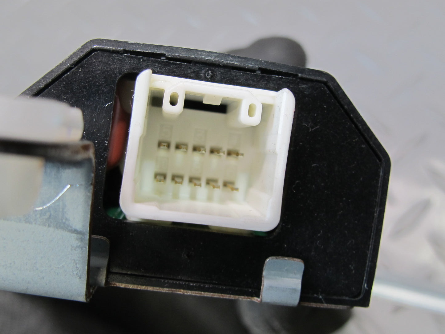 04-06 Lexus UCF30L LS430 Rear Left Door Smart KEY Receiver Oscillator OEM