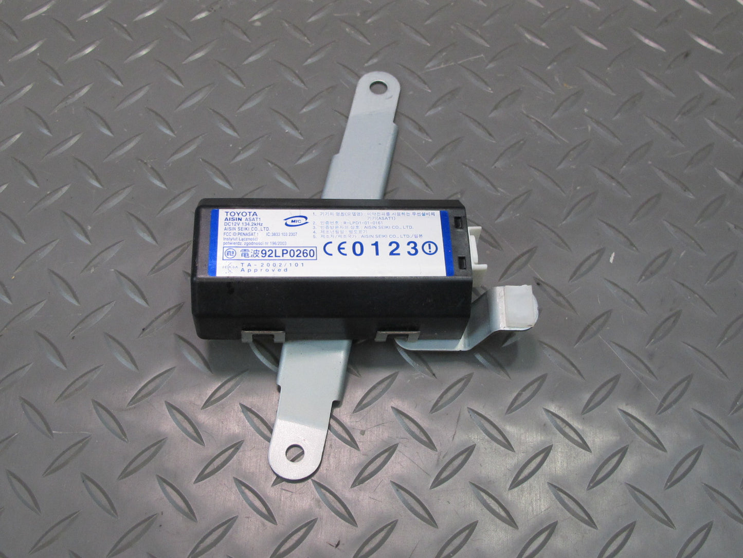 04-06 Lexus UCF30L LS430 Rear Left Door Smart KEY Receiver Oscillator OEM