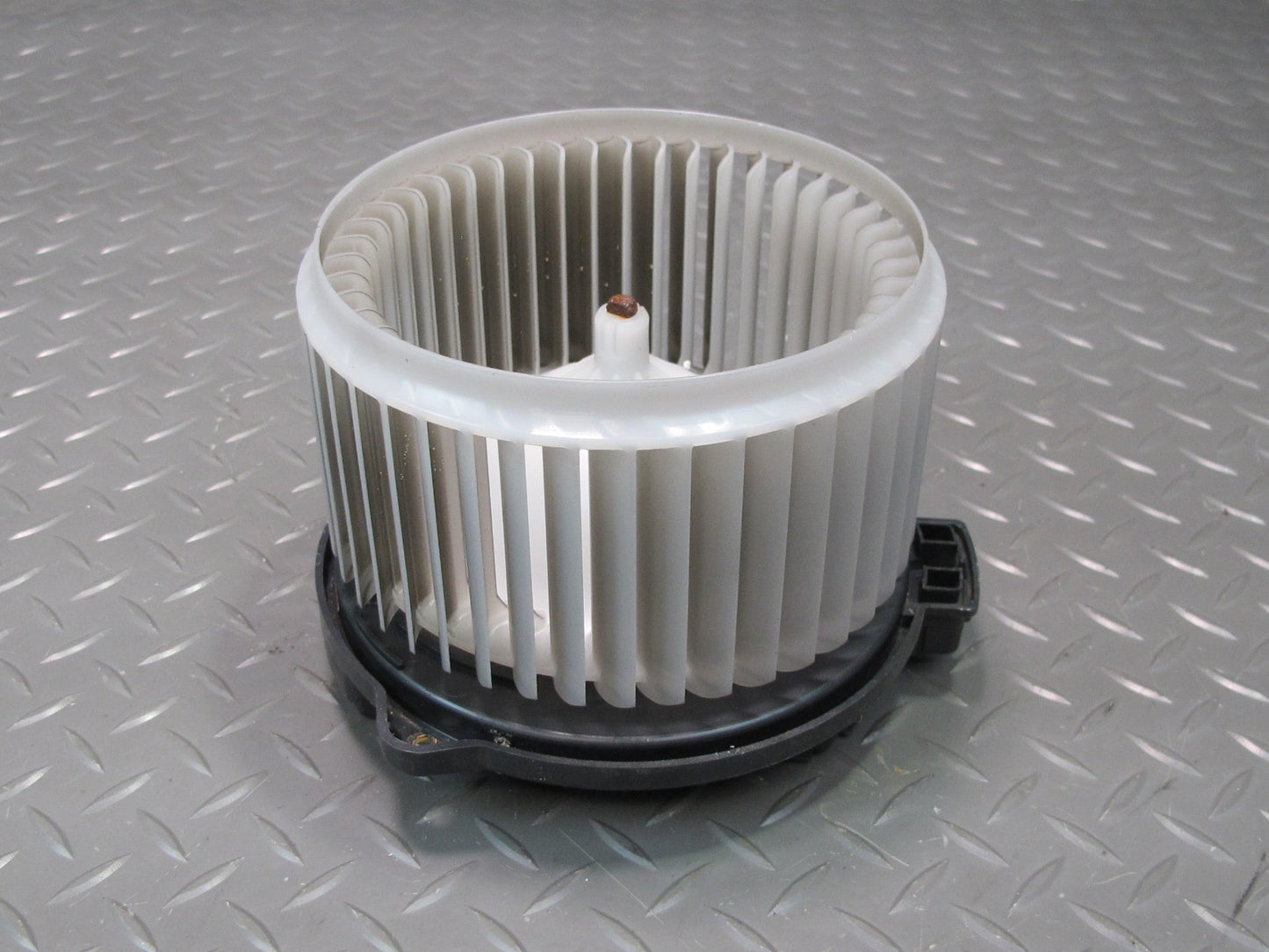 04-06 Lexus UCF30L LS430 A/C Heater Blower Motor Fan 87103-50090 OEM