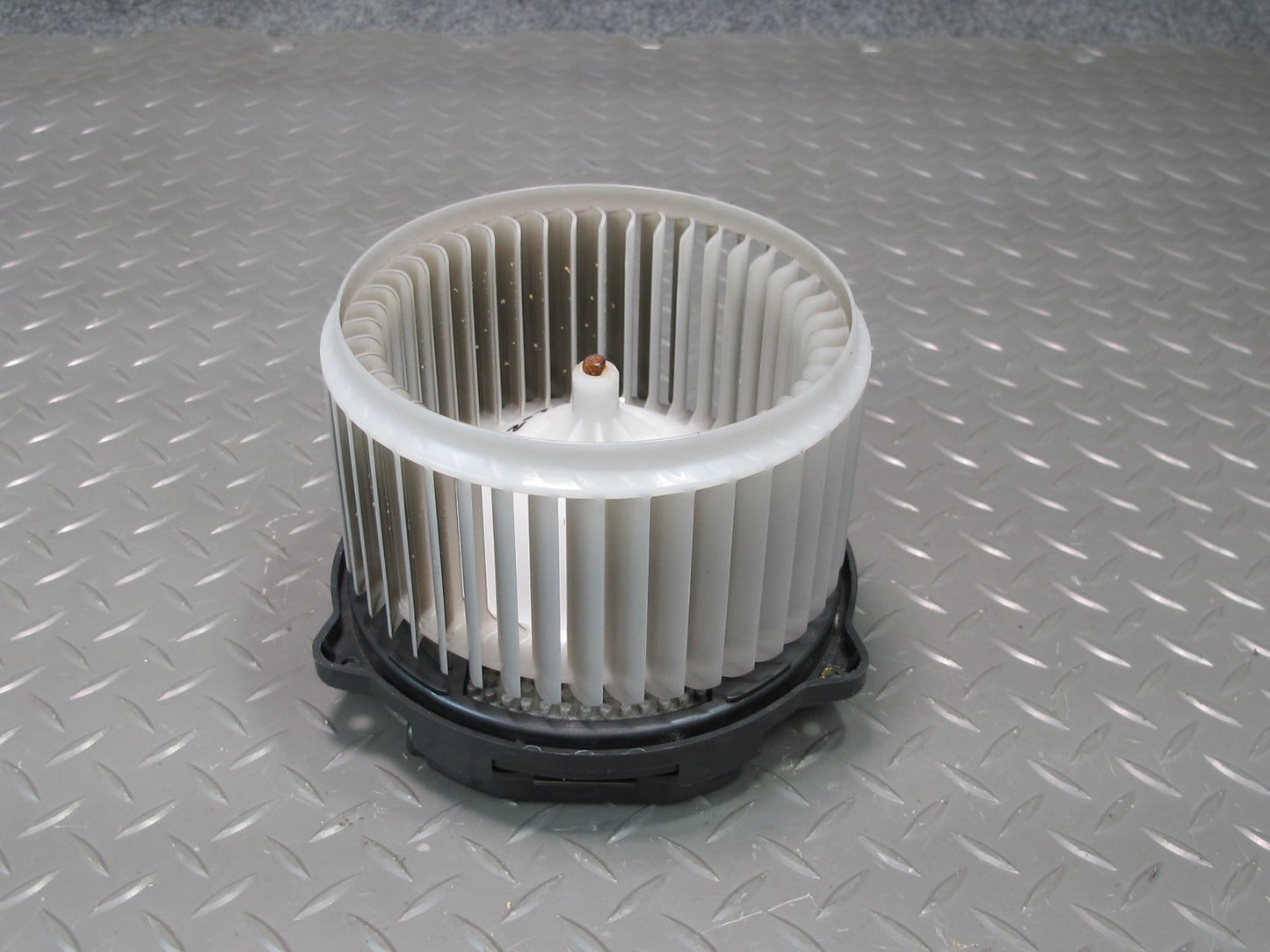 04-06 Lexus UCF30L LS430 A/C Heater Blower Motor Fan 87103-50090 OEM