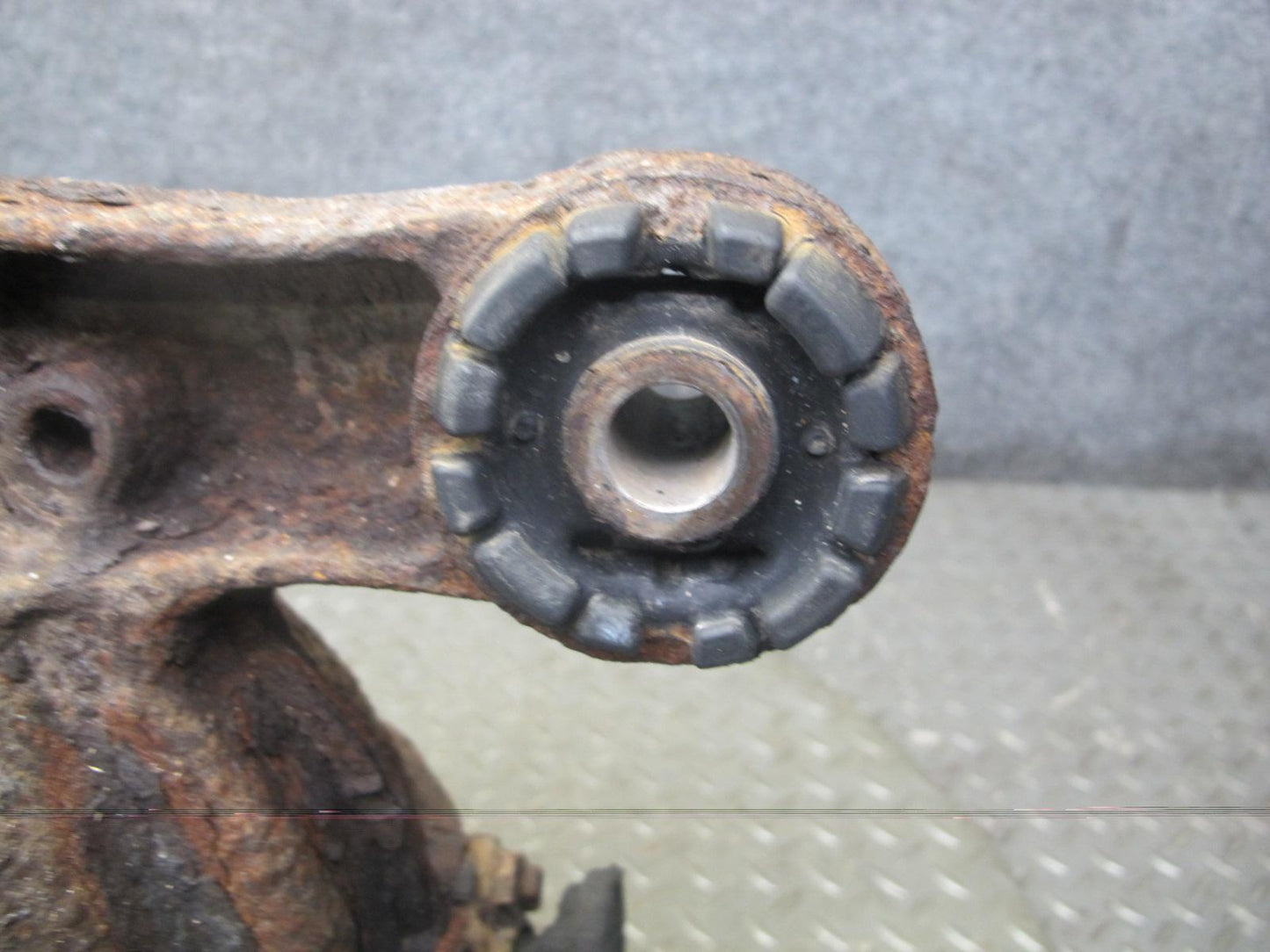 98-00 Lexus UCF20L LS400 A/T Rear Differential Carrier 3.266 Ratio OEM