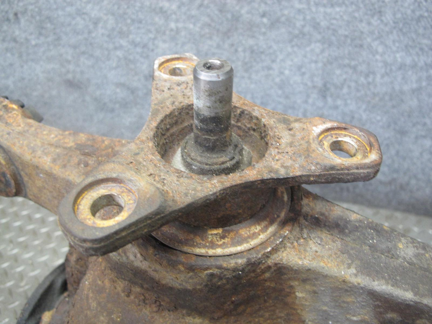 98-00 Lexus UCF20L LS400 A/T Rear Differential Carrier 3.266 Ratio OEM