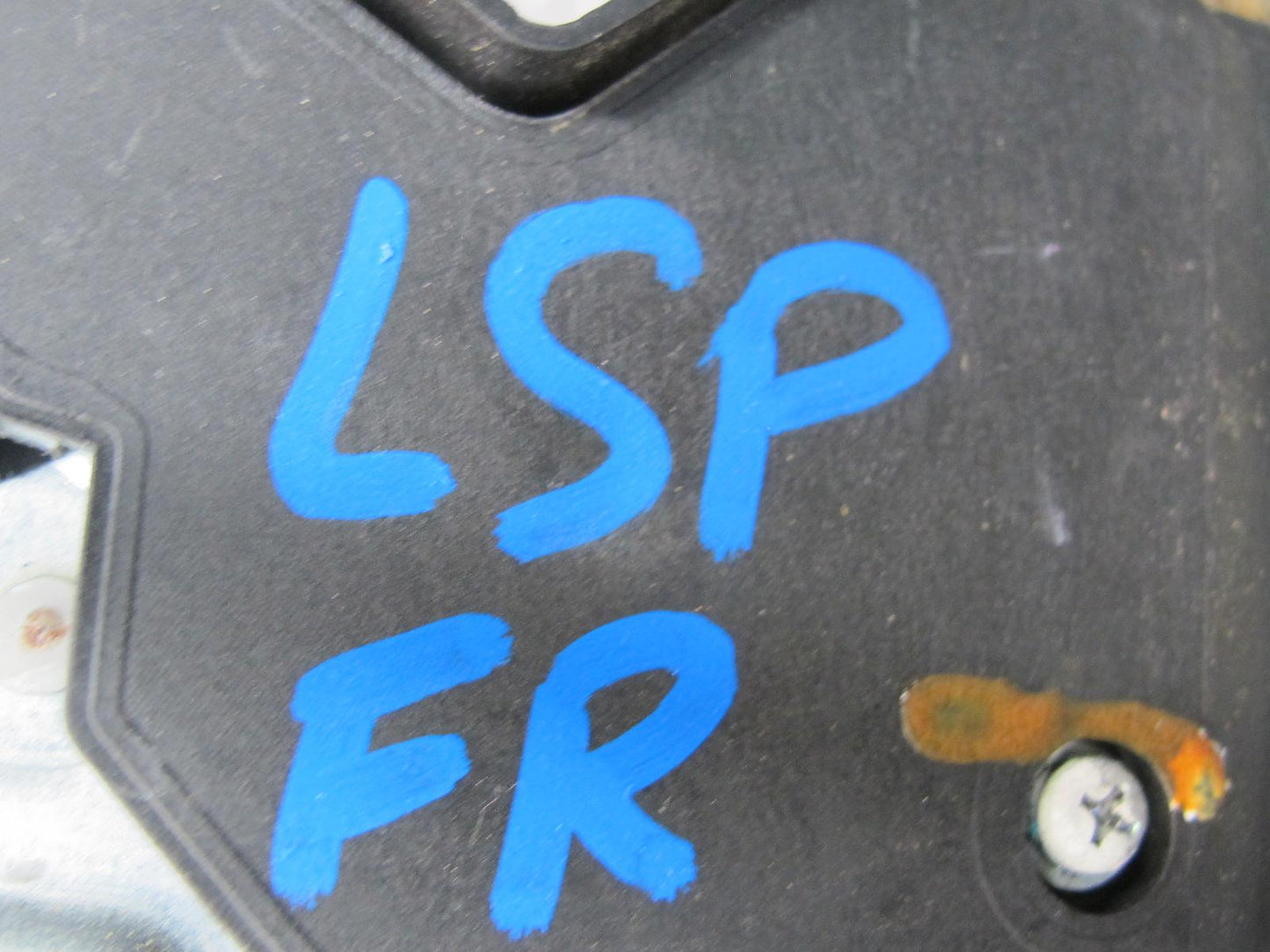 01-06 Lexus UCF30L LS430 Front Right Door Lock Latch Actuator NO Soft Close OEM