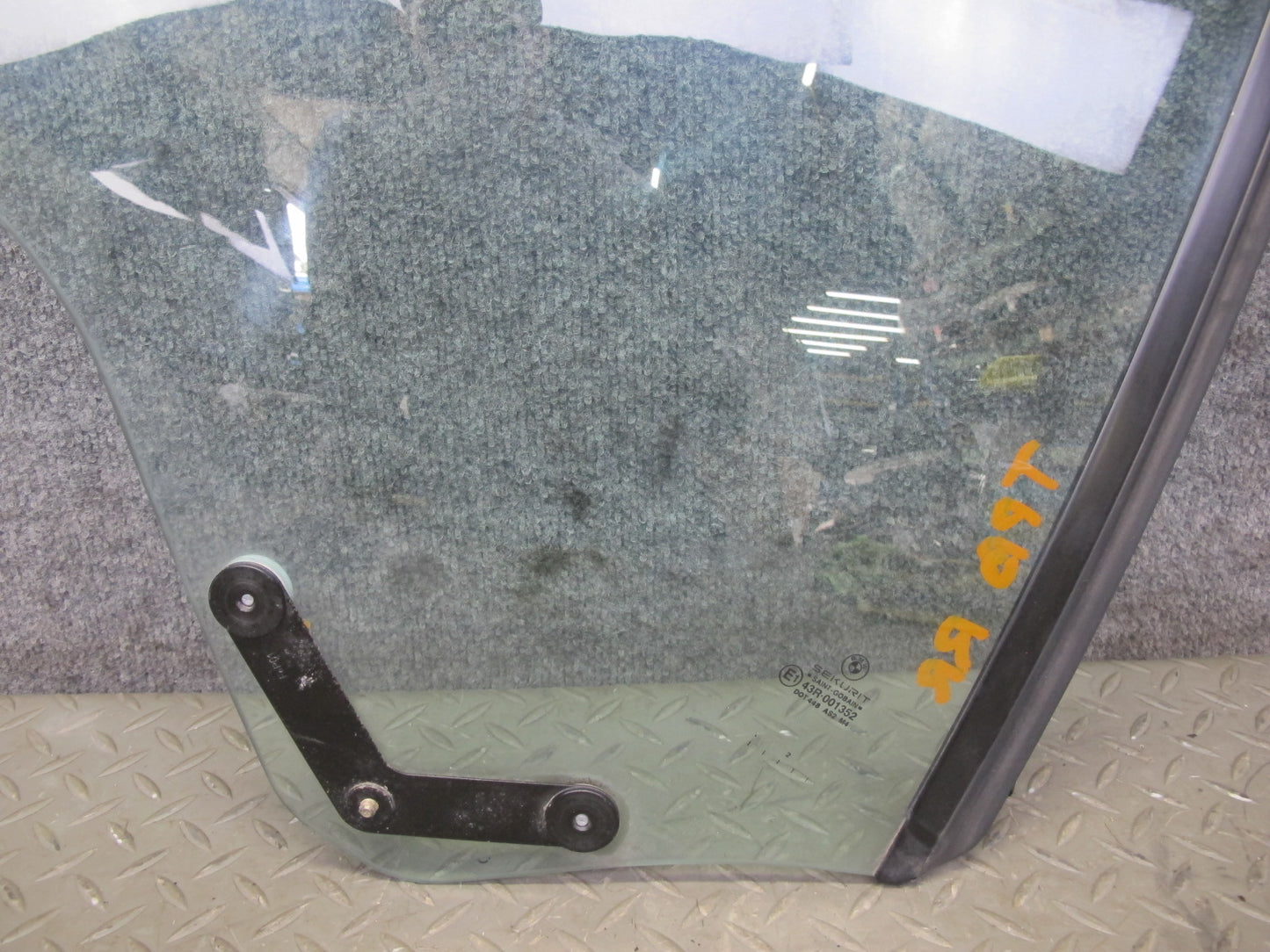01-06 BMW E46 330ci Convertible Rear Right Pass Side Quarter Glass Window OEM
