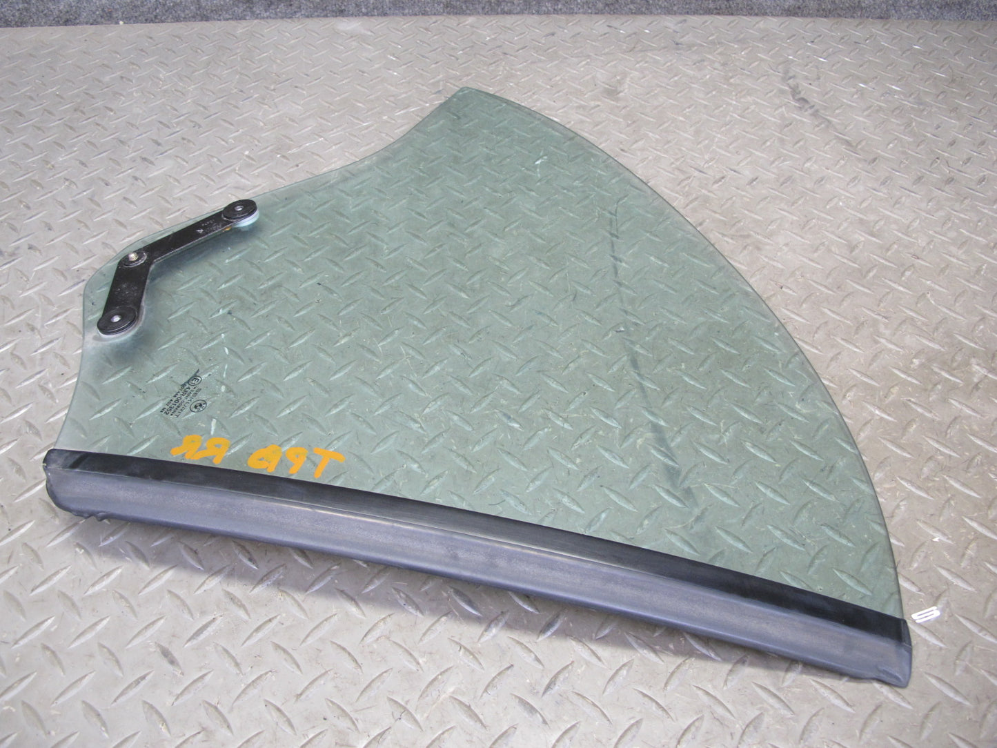 01-06 BMW E46 330ci Convertible Rear Right Pass Side Quarter Glass Window OEM