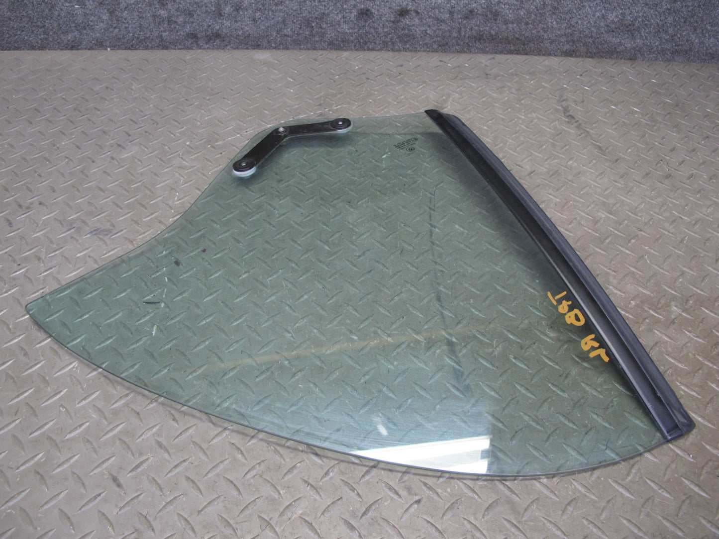 01-06 BMW E46 330ci Convertible Rear Left Driver Side Quarter Glass Window OEM