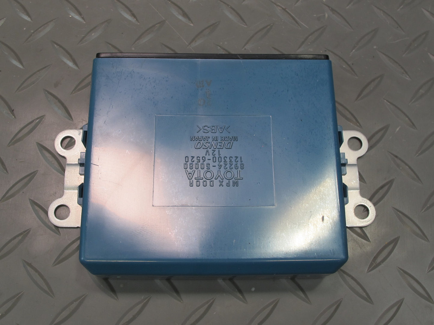 04-06 Lexus LS430 Rear Left or Right Door Control Module OEM