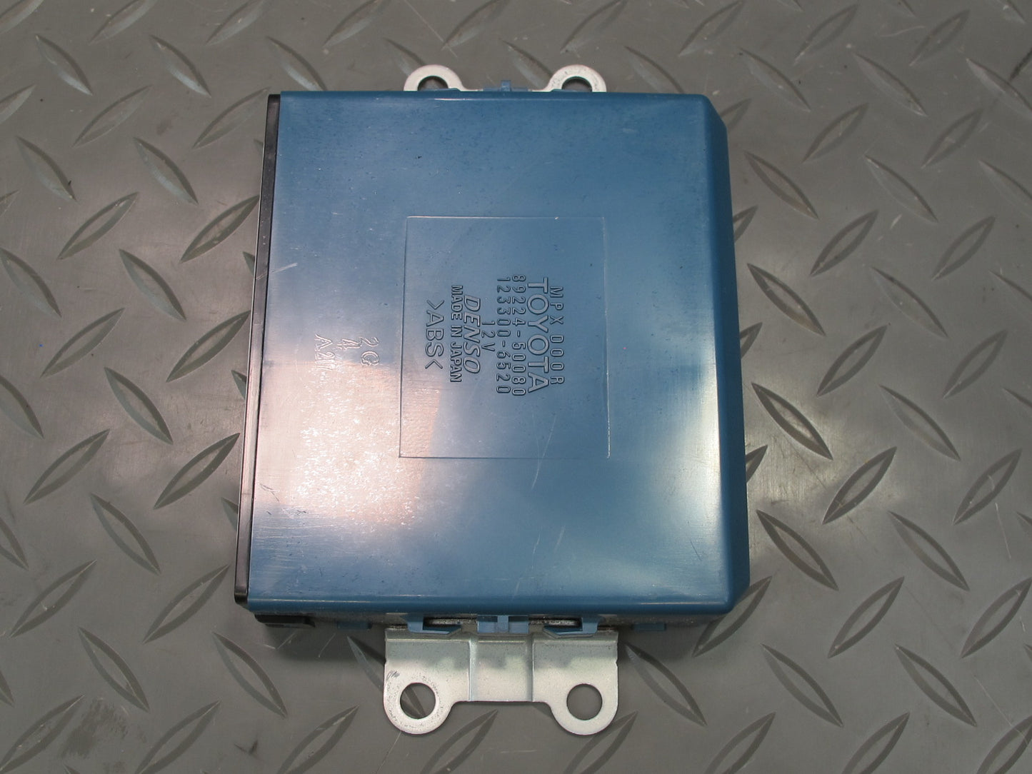 04-06 Lexus LS430 Rear Left or Right Door Control Module OEM