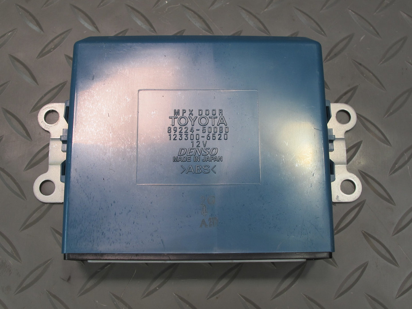 04-06 Lexus LS430 Rear Left or Right Door Control Module OEM