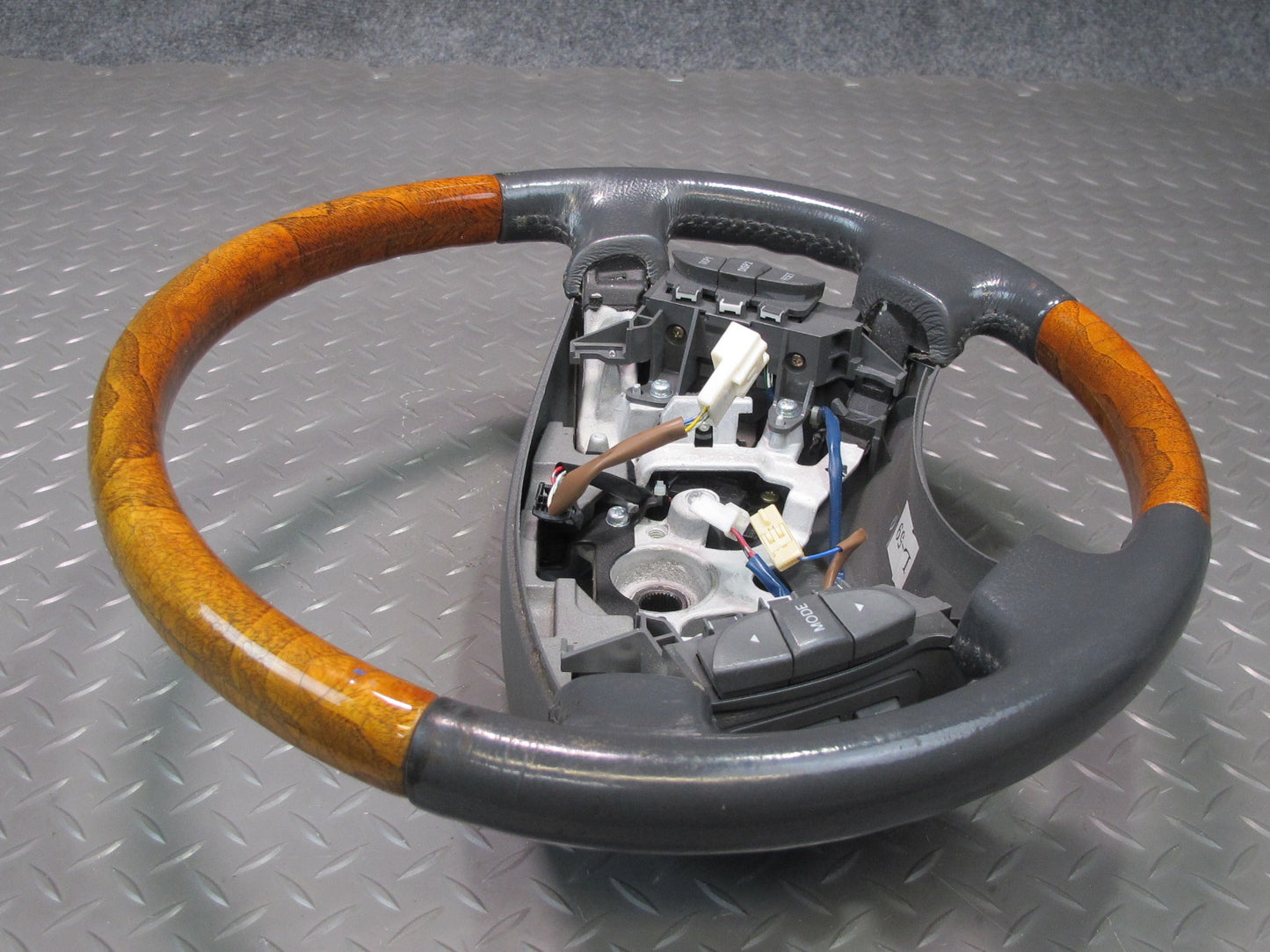 04-06 Lexus UCF30L LS430 Leather Wood Steering w Switches OEM