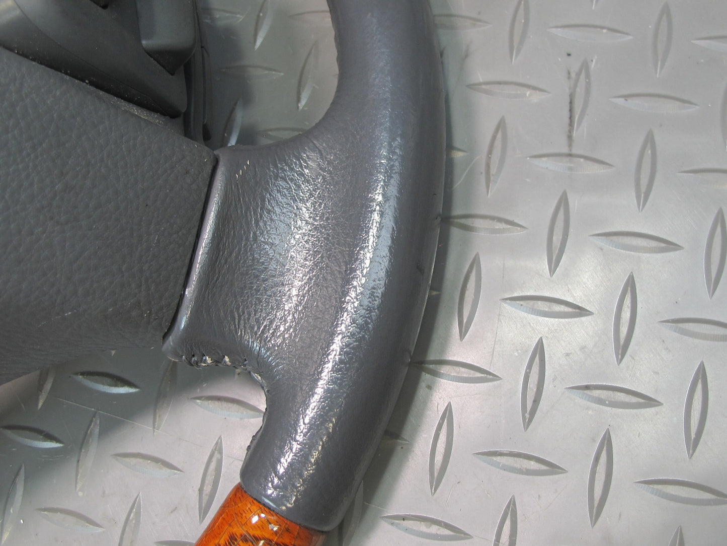 04-06 Lexus UCF30L LS430 Leather Wood Steering w Switches OEM